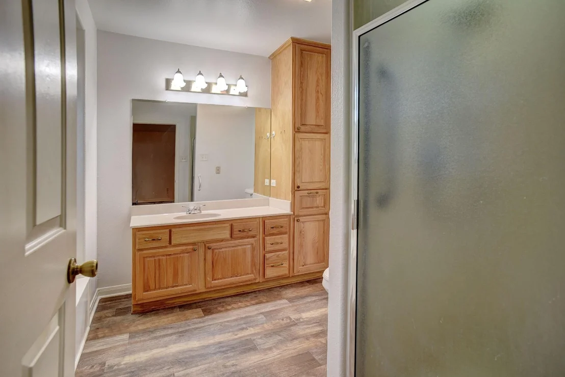 Photo of 504 Leah LN