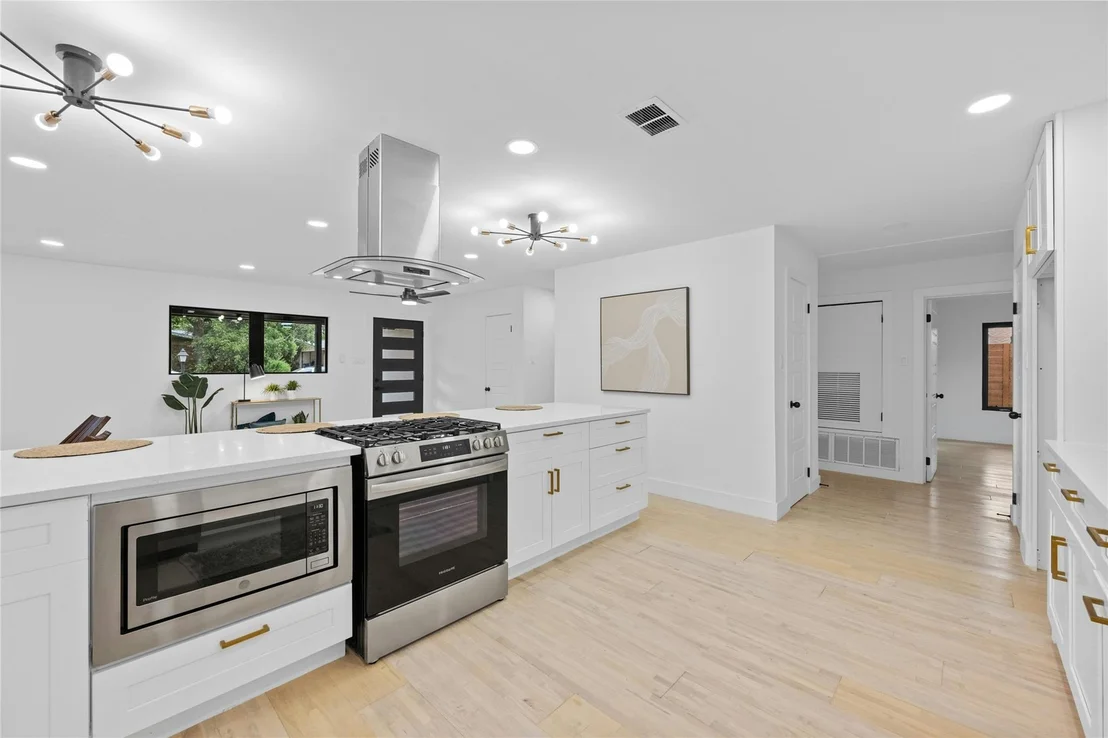 Photo of 1305 Ridgehaven DR