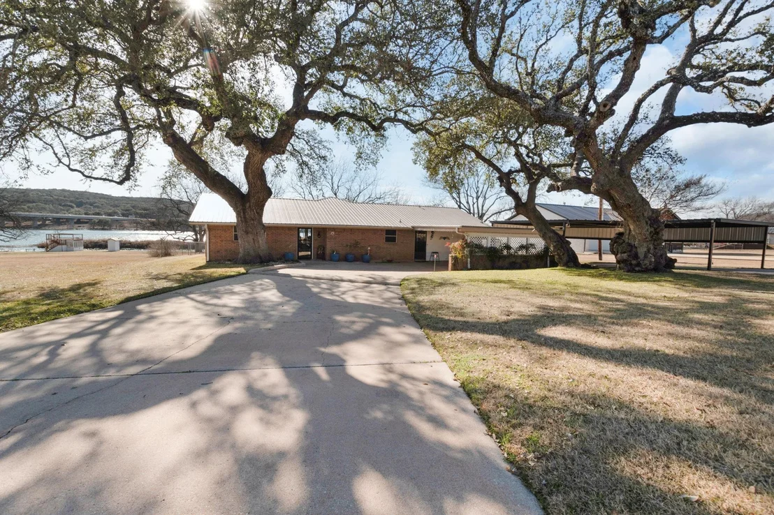 Photo of 125 County Road 141