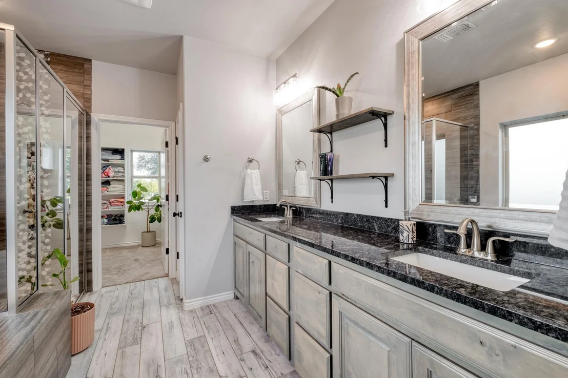 Photo of 101 Enclave Park CV