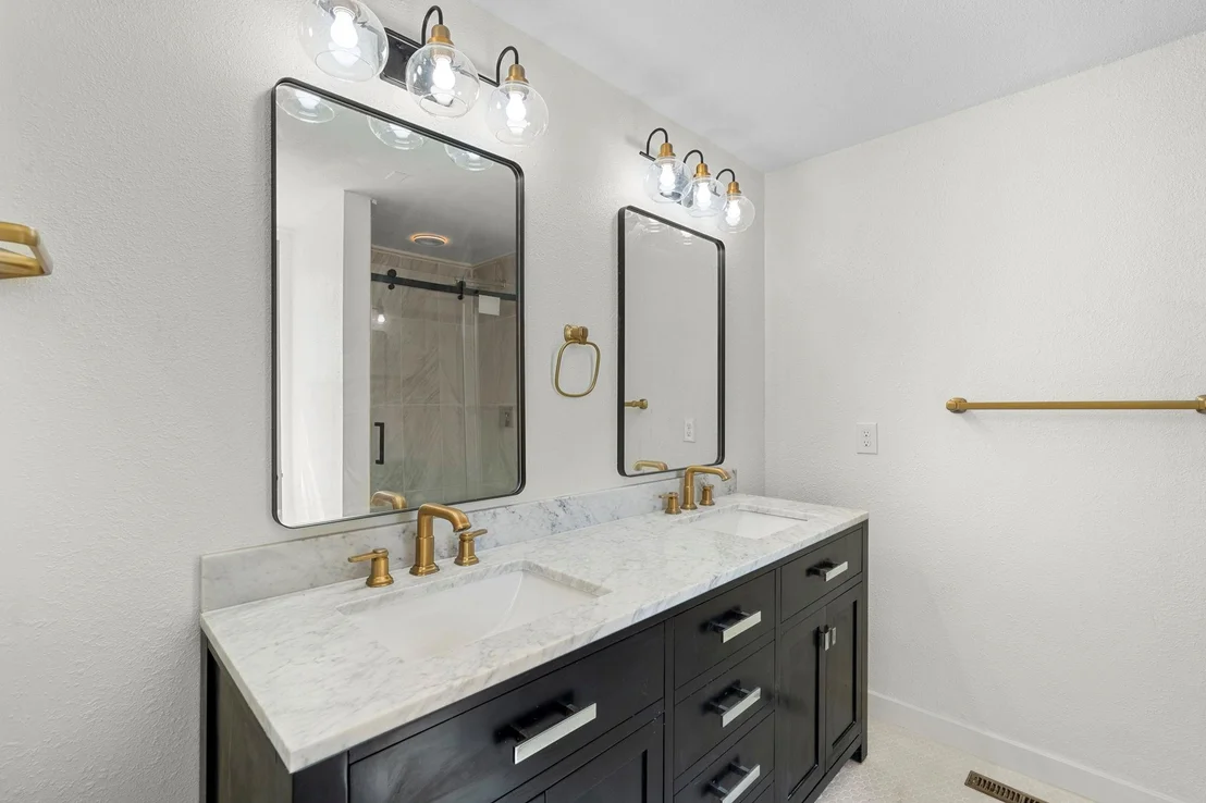 Photo of 1501 Beaver LN