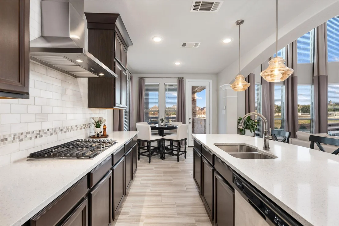 Photo of 2116 Ambling TRL