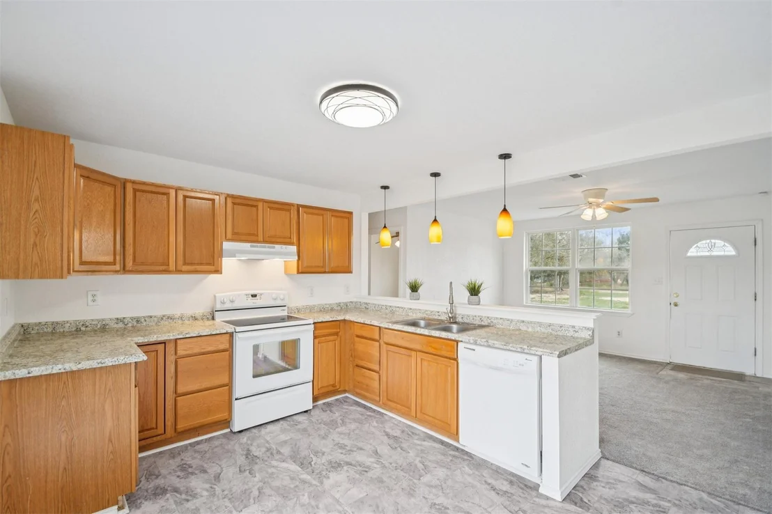 Photo of 1470 Oak Grove RD