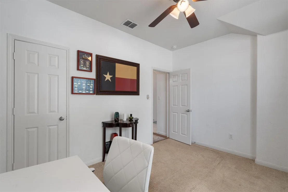Photo of 104 Major Lee LN