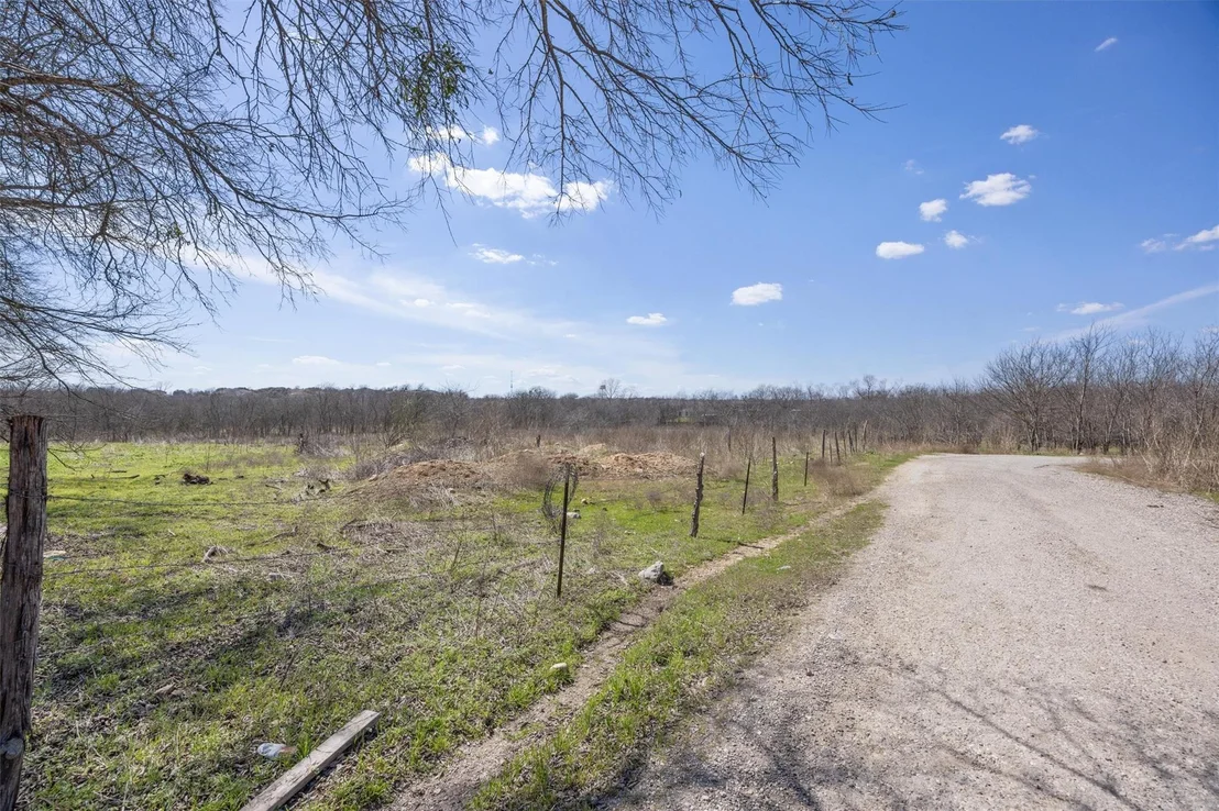 Photo of 940 Windy Hill RD