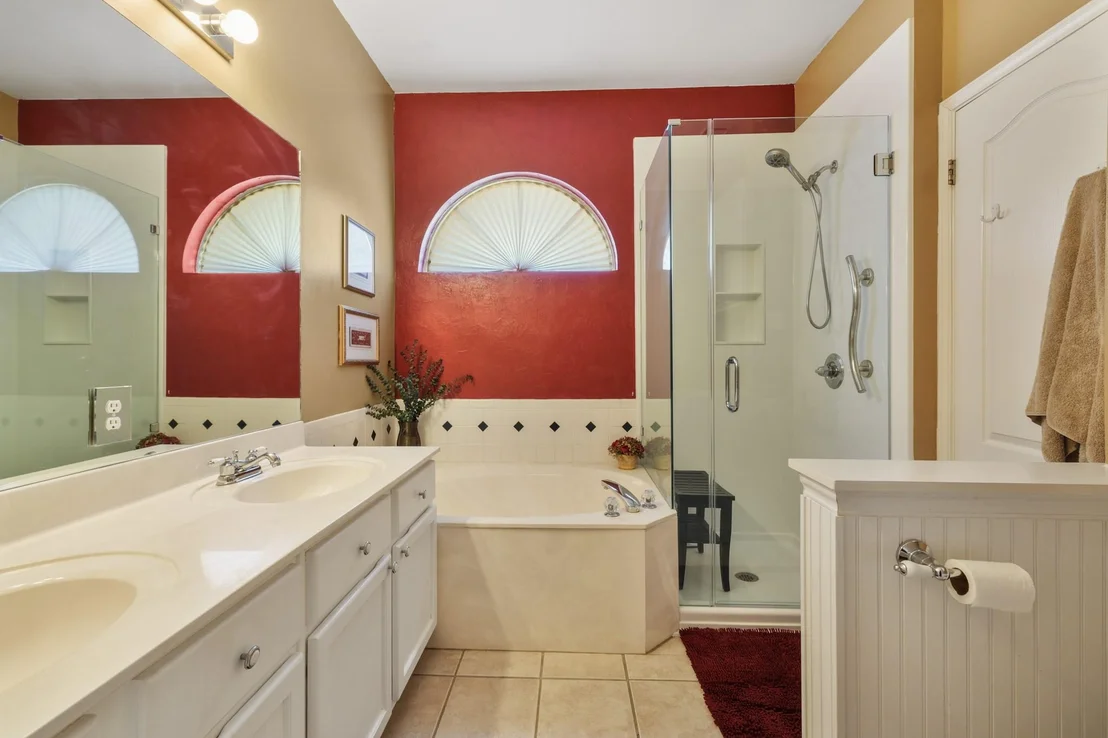 Photo of 1028 Thackeray LN