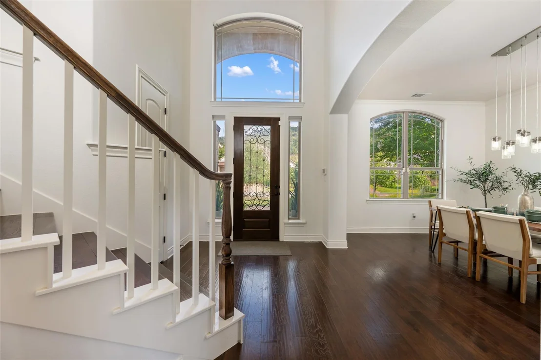 Photo of 606 Anfield CIR