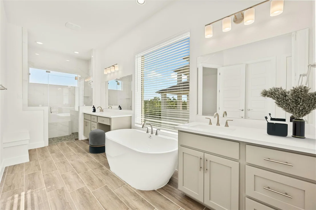 Photo of 601 Gunison DR