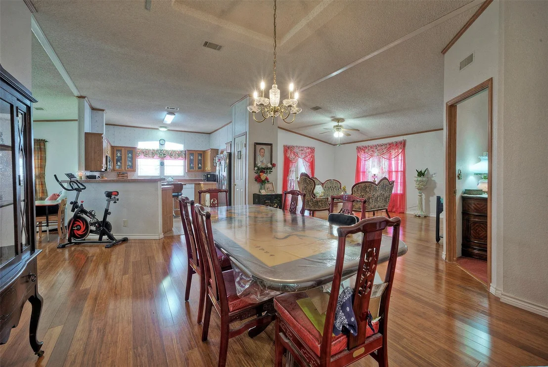 Photo of 901 County Road 134 RD