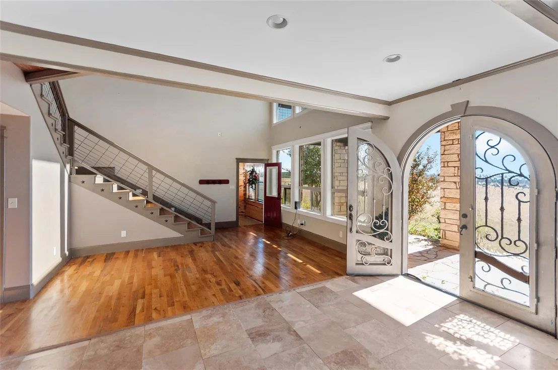 Photo of 6588 Starks RD