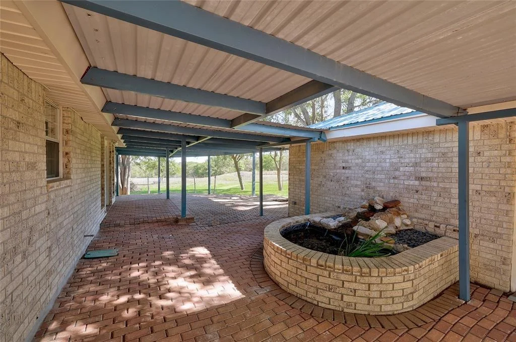 Photo of 235 Mesquite DR