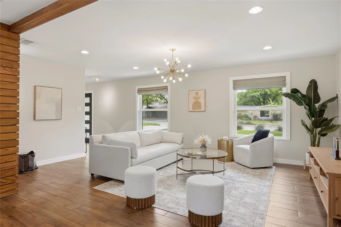 Photo of 6802 Pioneer PL