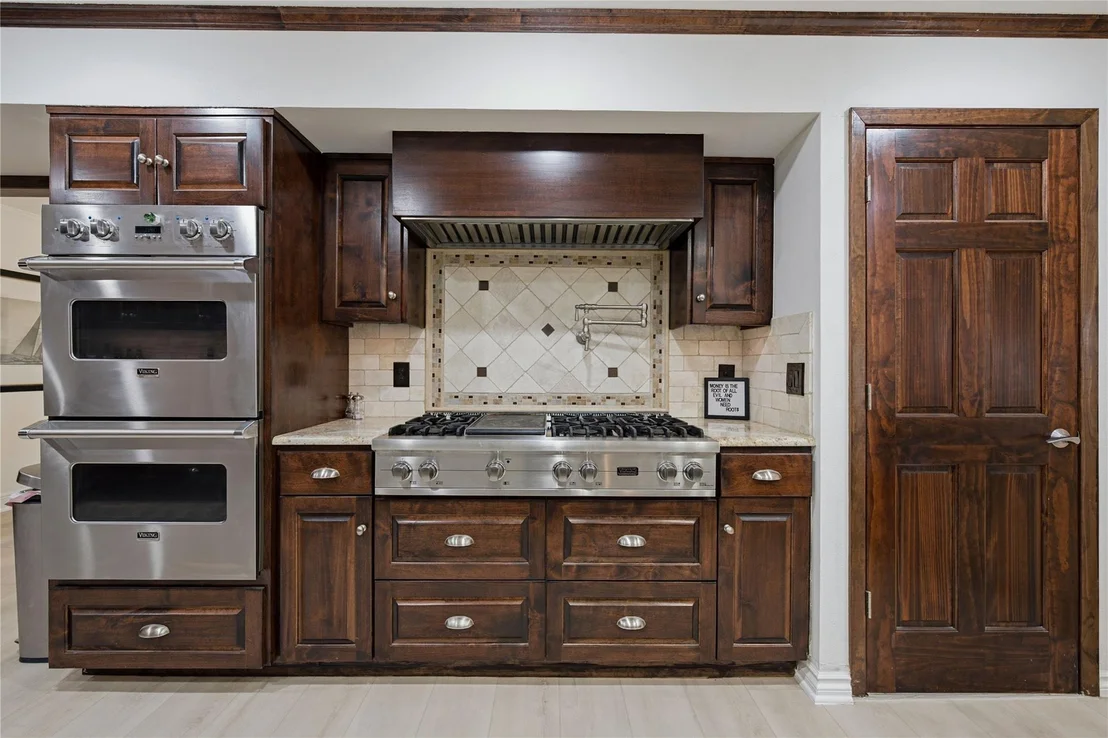 Photo of 3409 Lakeside DR
