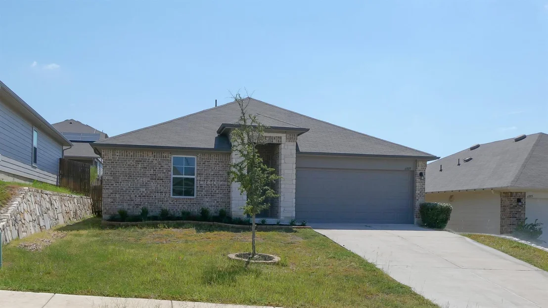 Photo of 6009 RODERICK DR