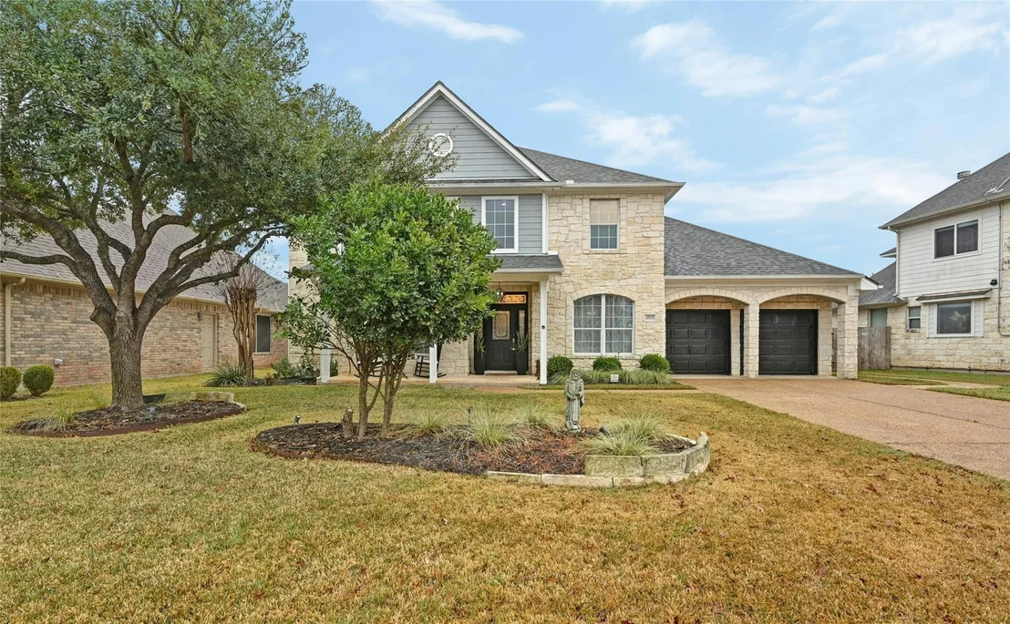 Photo of 4525 Grand Cypress DR