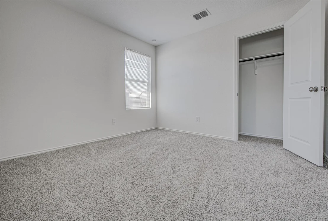 Photo of 517 Thunderstorm Ave