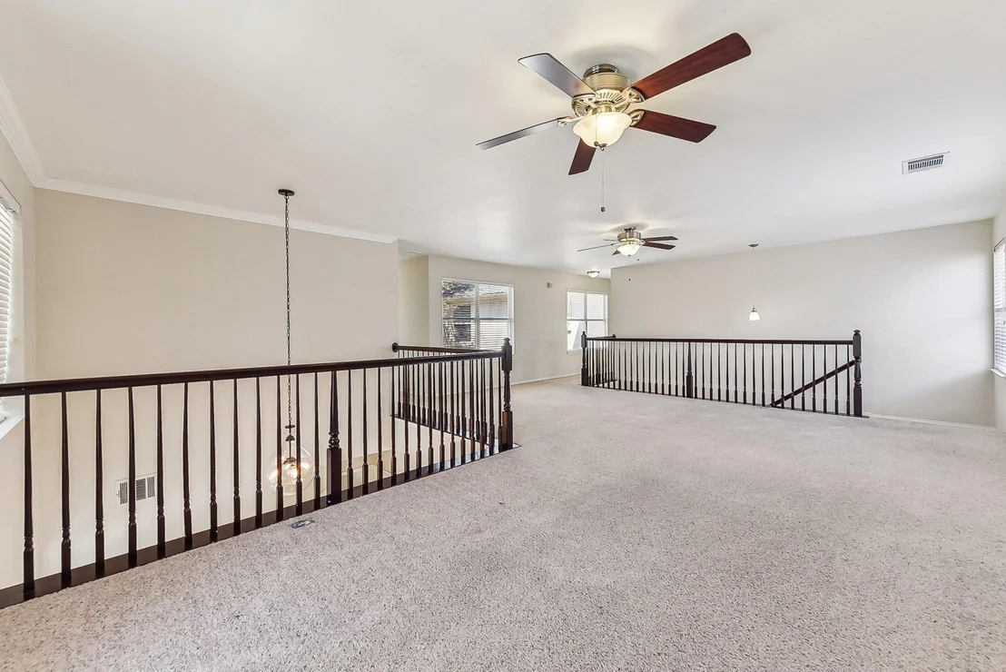 Photo of 3998 Lord Byron CIR