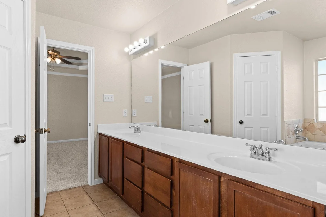 Photo of 2409 Jake DR