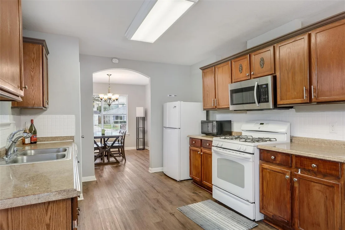 Photo of 3800 Hickox DR