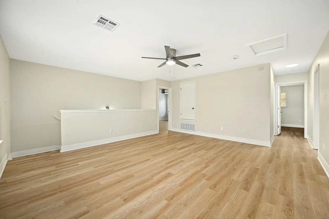 Photo of 912 Yellowstone DR