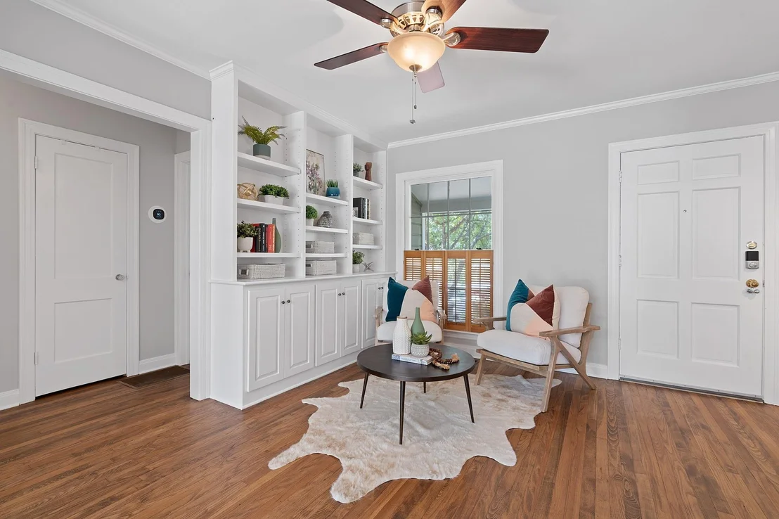 Photo of 2405 Forest Ave