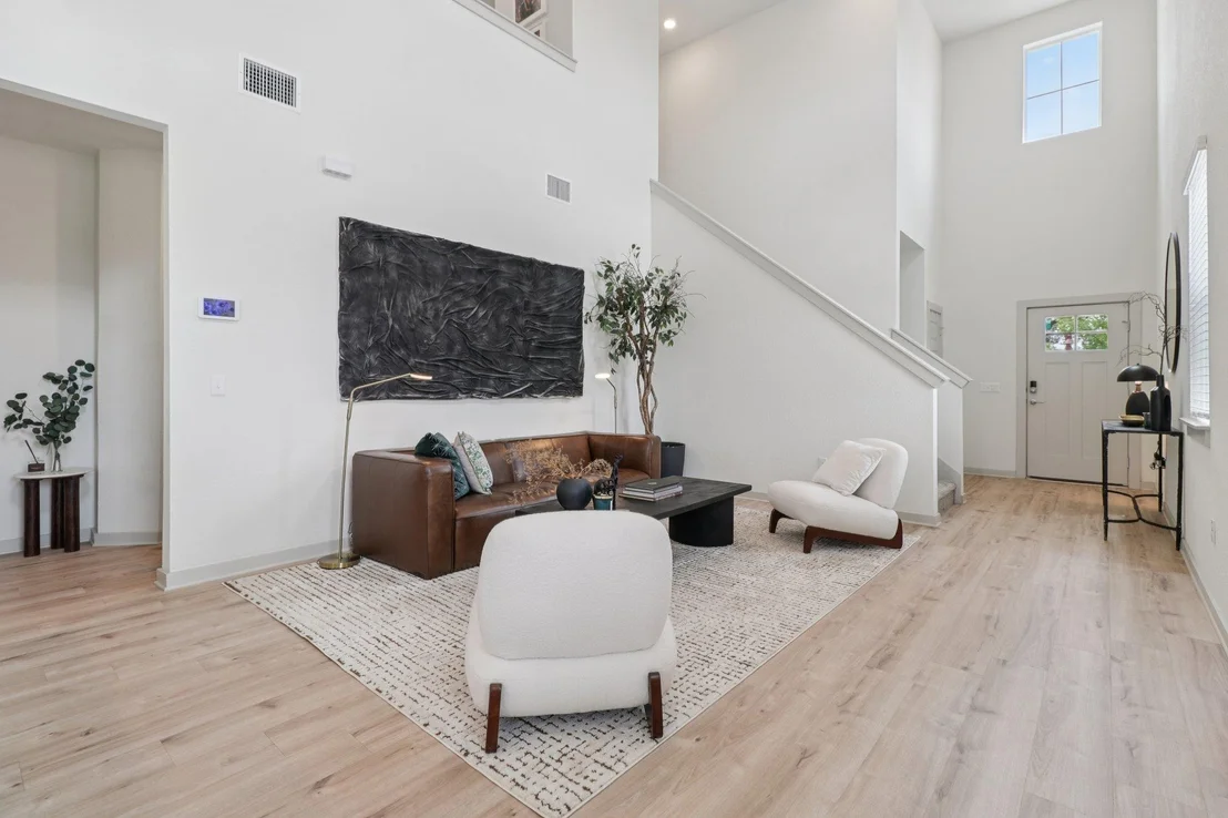 Photo of 220 Merrick RD