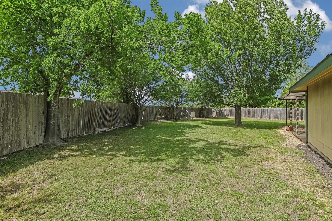 Photo of 111 Creekside DR