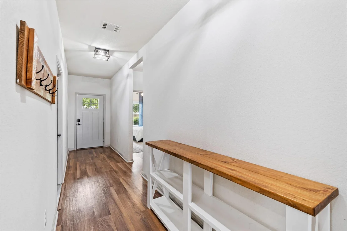 Photo of 717 Dubina Ave