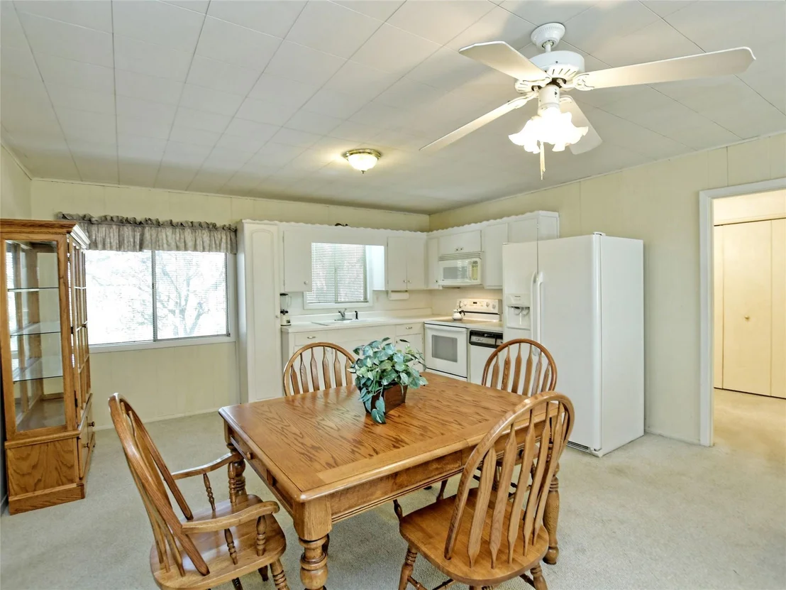 Photo of 24805 Lake View DR