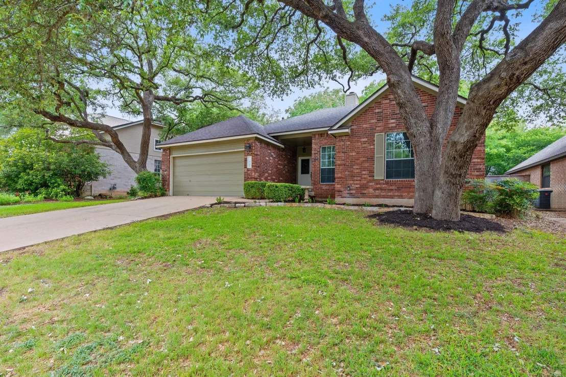 Photo of 8104 Isaac Pryor DR