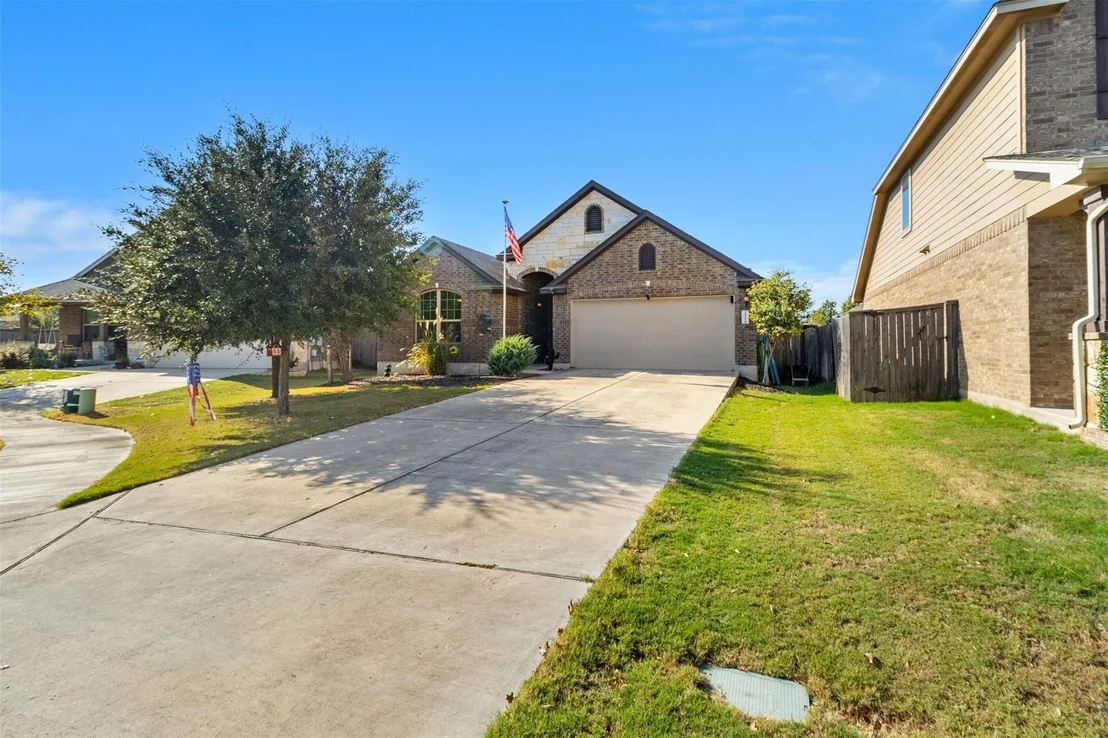 Photo of 1512 Daylily LOOP