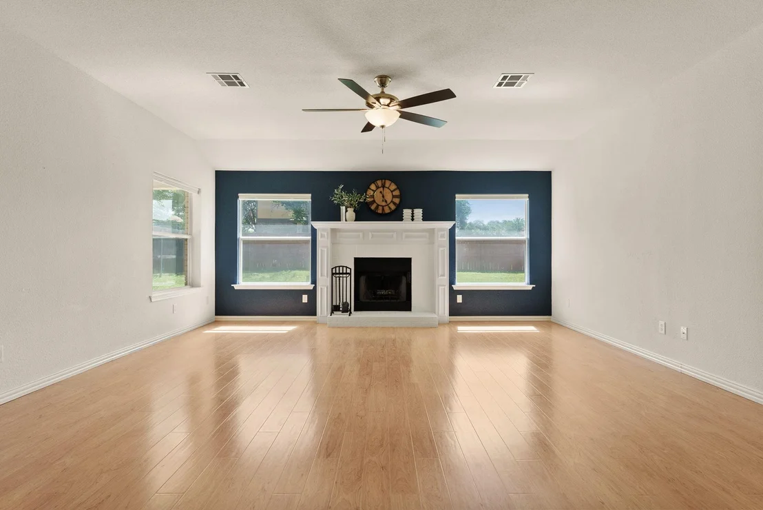 Photo of 2201 Calumet DR