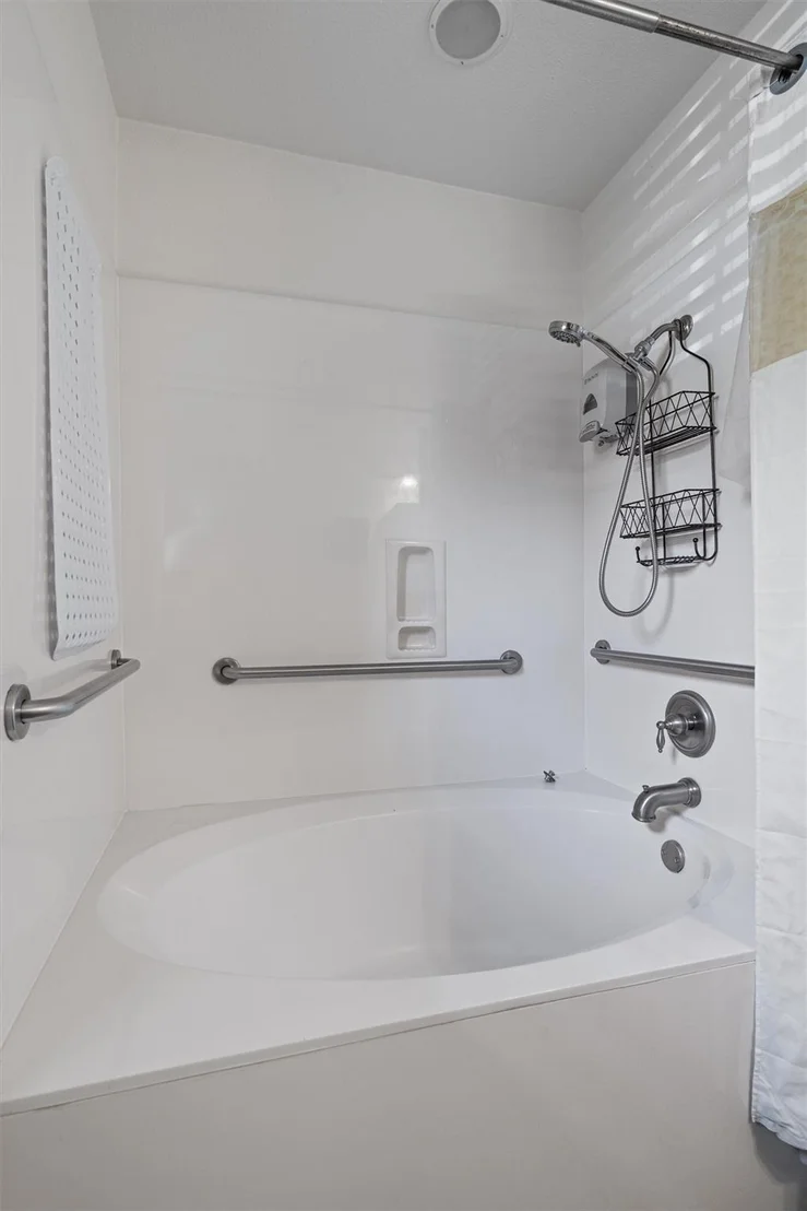 Photo of 1213 Justin LN