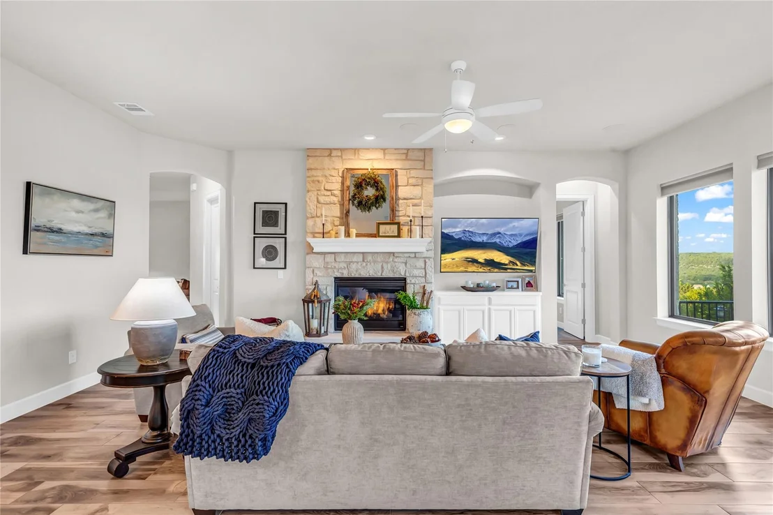 Photo of 500 Balcones Ridgeway DR