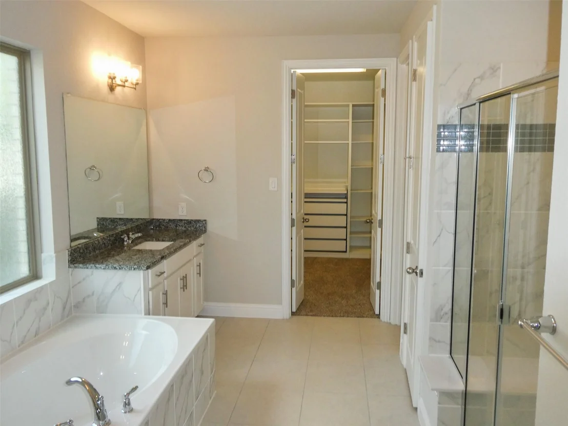 Photo of 1017 HIGHCREST