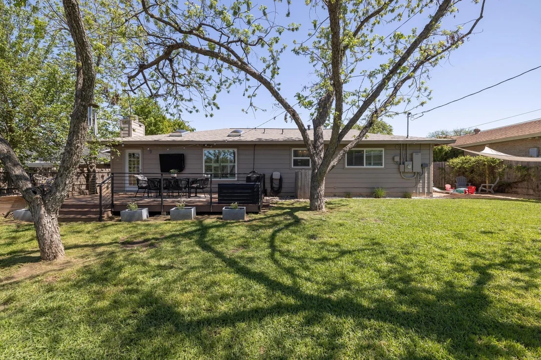 Photo of 2607 Cascade DR