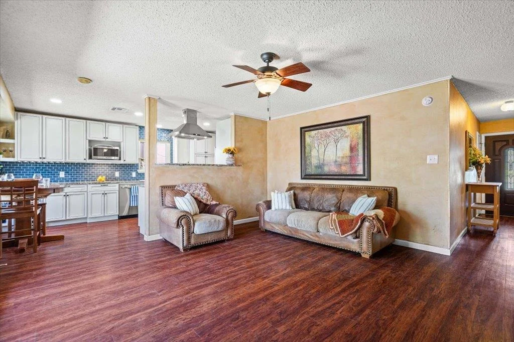 Photo of 9712 Halifax DR