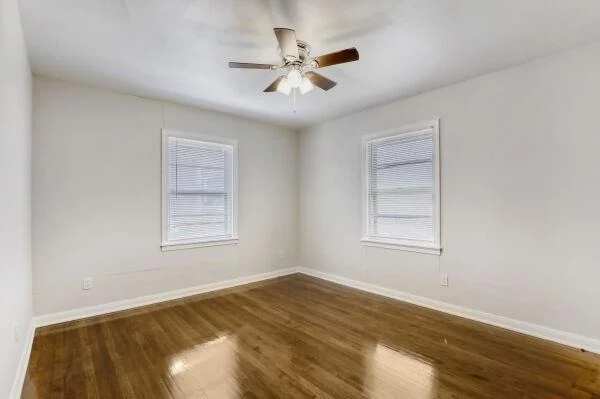 Photo of 607 W North Loop BLVD