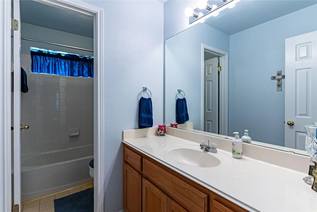 Photo of 1106 Willow Creek DR