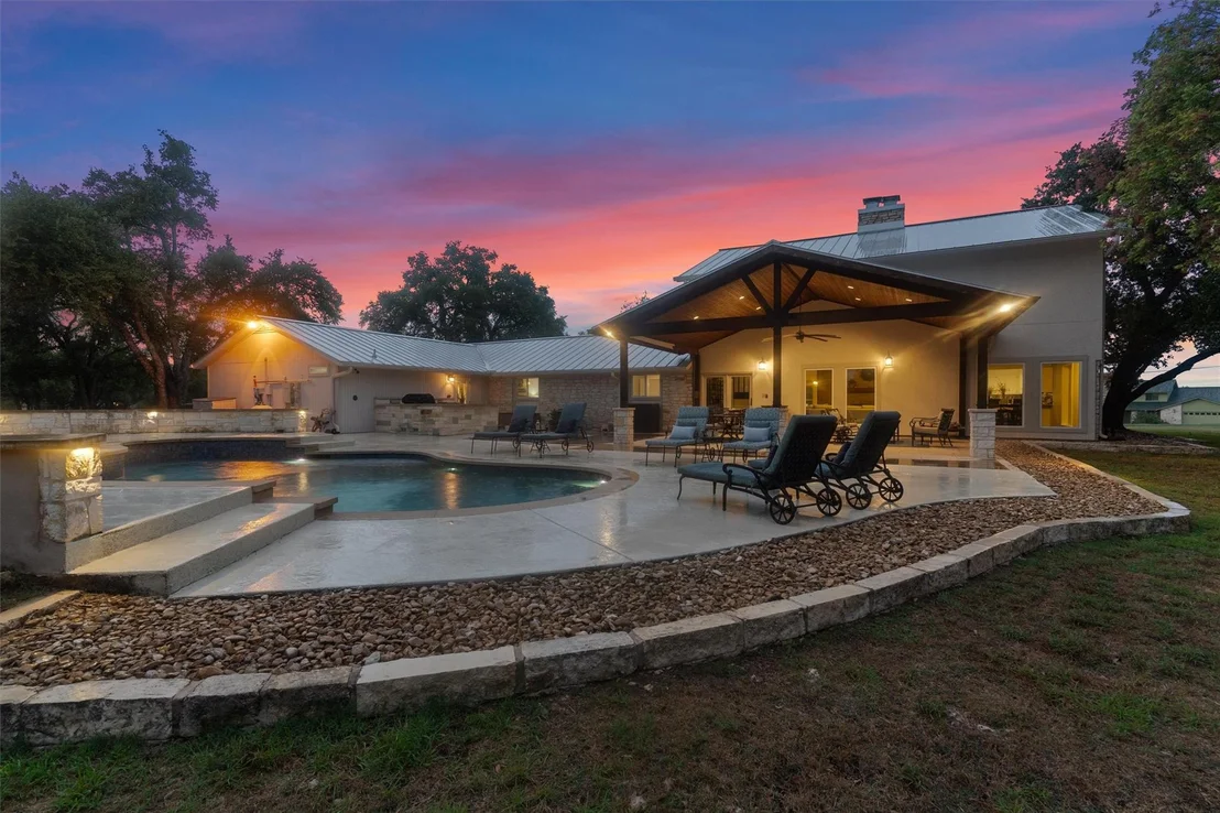 Photo of 1900 Walsh DR