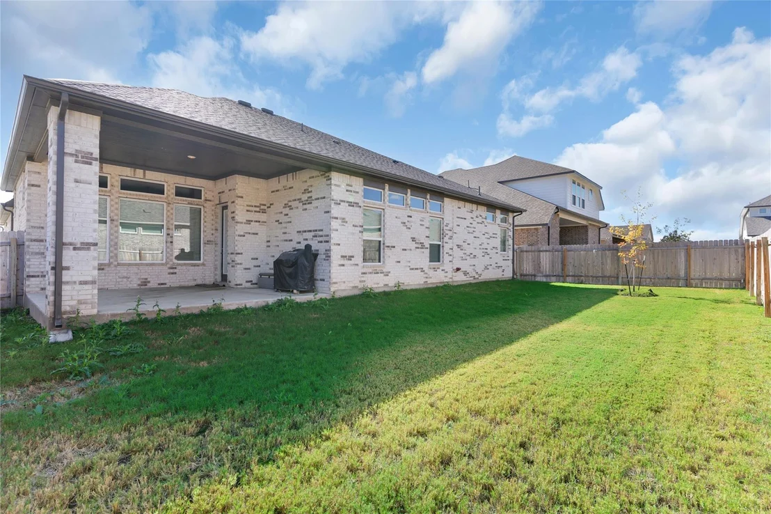 Photo of 1417 Bermuda DR