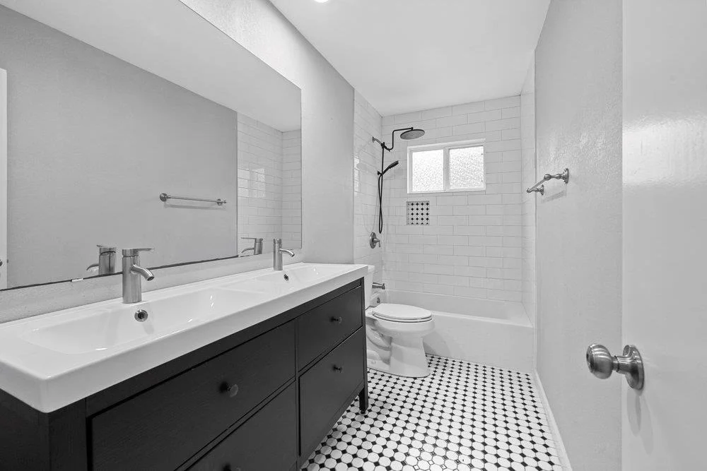 Photo of 3100 Lynridge DR