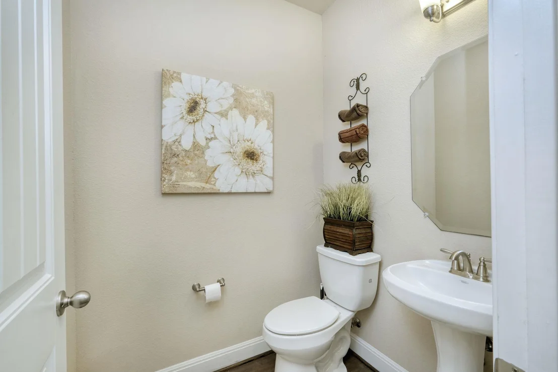 Photo of 2336 Centennial LOOP
