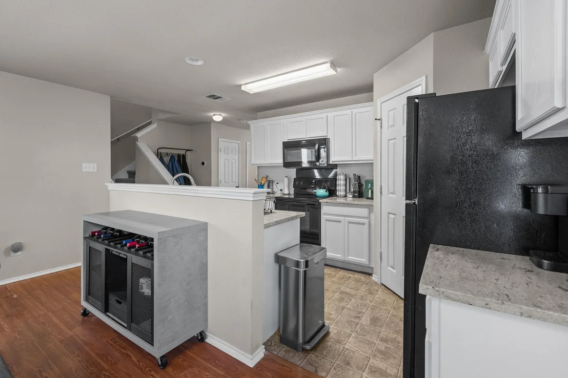 Photo of 1602 Big Thicket DR