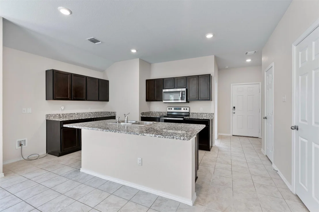Photo of 1005 Taggart CT