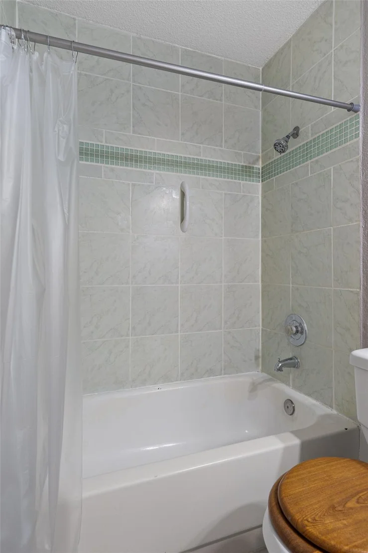 Photo of 1609 Parkwood DR