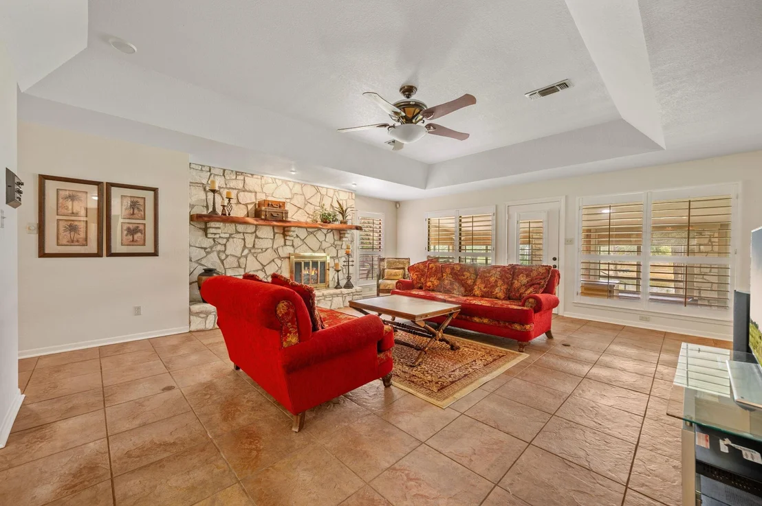 Photo of 109 Sunset CIR