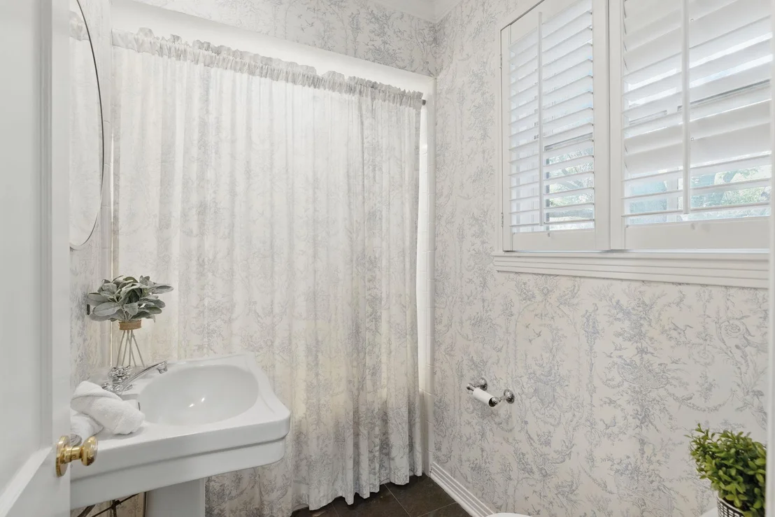 Photo of 1006 Gaston Ave
