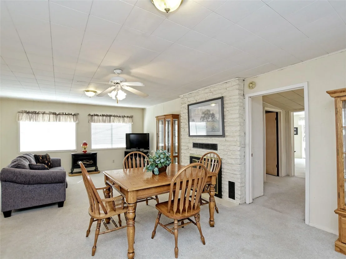 Photo of 24805 Lake View DR