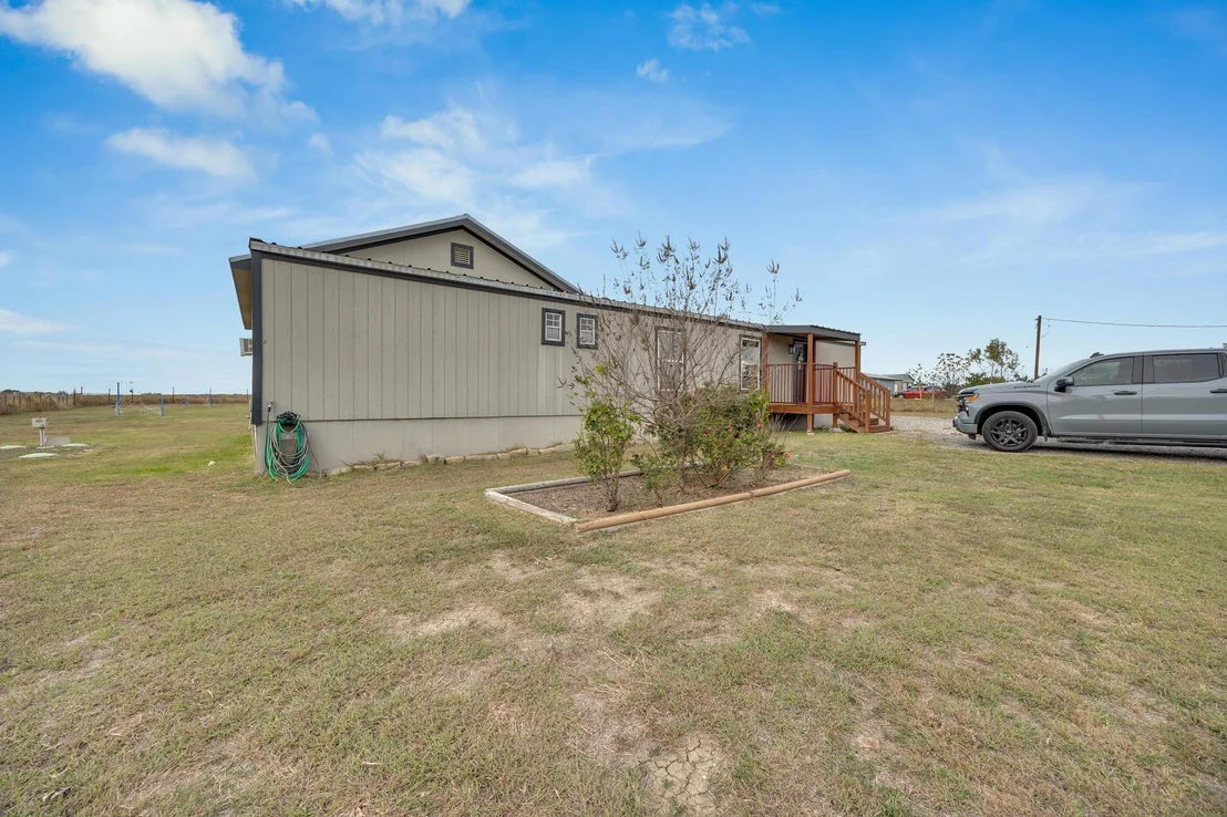 Photo of 106 Cloudberry LN